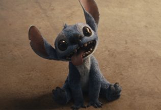 Hraná verzia animáku Lilo a Stitch vstupuje do kín. Vieme, či pôjde o prepadák, akým bola Snehulienka
