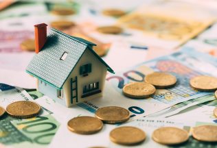 Príspevok, na ktorý mnohí Slováci zabúdajú. Ak spĺňaš tieto podmienky, získať môžeš až 400 eur mesačne