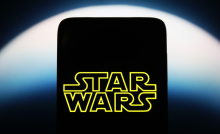 Nový Star Wars film získal hlavnú záporáčku. Zahrá si ju oceňovaná herečka