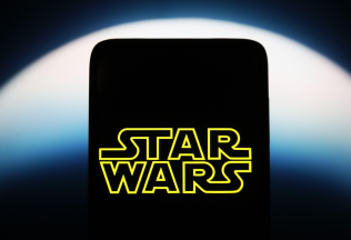 Nový Star Wars film získal hlavnú záporáčku. Zahrá si ju oceňovaná herečka