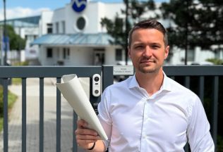 Viktor Vincze v Markíze oficiálne skončil. S televíziou sa chce súdiť