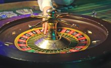 Tento matematický hlavolam s guľôčkou v rulete ti ukáže, či to s číslami vieš, alebo si na hodinách matematiky sedel zbytočne.