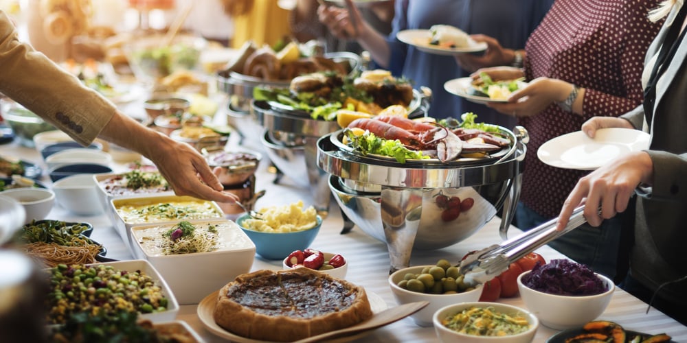 Šialené príhody zamestnancov all you can eat bufetov