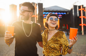 Od pivára po stanového kráľa: Typy ľudí, ktorých stretneš na každom festivale