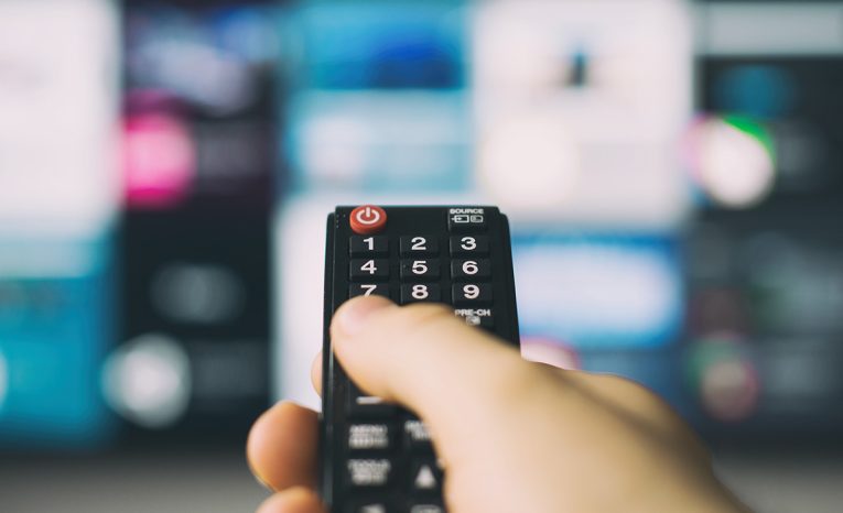 Televízia JOJ spúšťa novú spravodajskú sekciu. Nájdeš v nej informácie z domova aj zo sveta