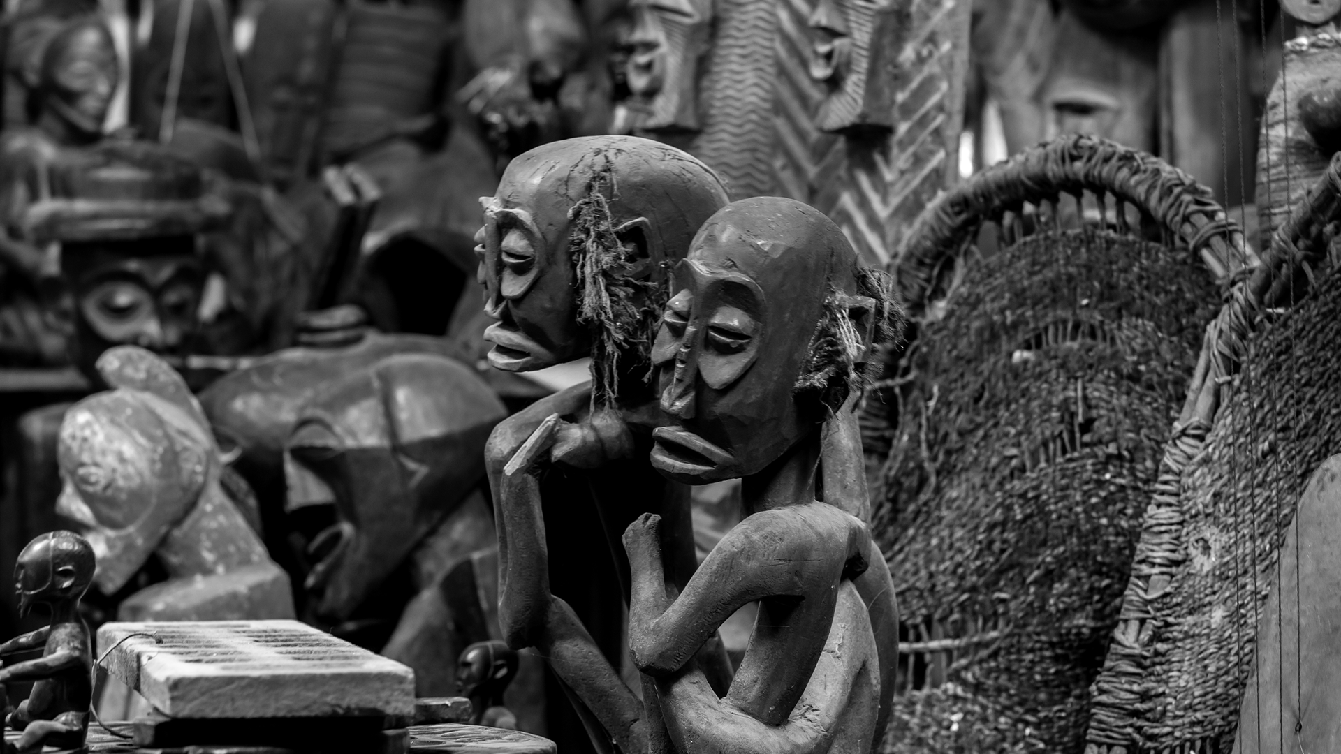 Od smrti k zotročeniu: Hrozivý prípad muža, ktorého haitské voodoo premenilo na živého mŕtveho