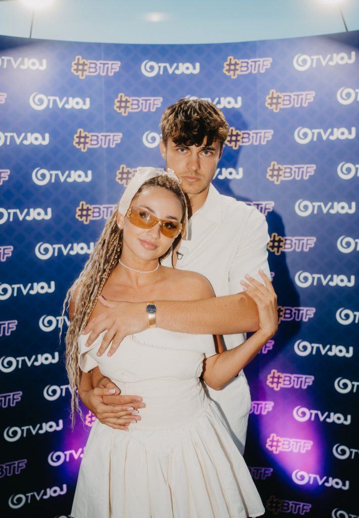 Boli sme na nakrúcaní novej reality šou Behind the Fame. Cynthia Tóthová nám prezradila, ako sa zaľúbila
