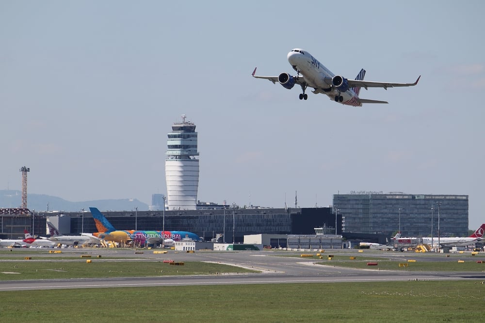 Letisko Schwechat je zmenené na nepoznanie. Pribudlo množstvo noviniek, takto vyzerá cestovanie po novom
