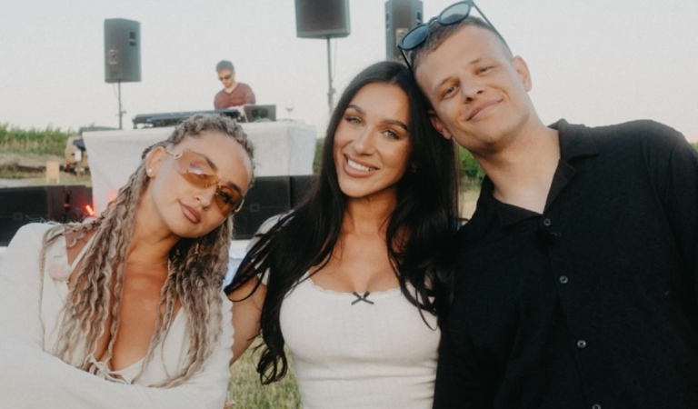 Hviezdy novej reality šou Behind the Fame odhalili bizarné zážitky z nakrúcania