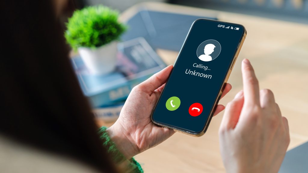 Podvodné telefonáty pokračujú v ešte väčšej sile. Medzi rakúske a české čísla sa pridávajú aj tie slovenské