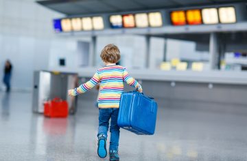 Šokujúci moment na letisku: Rodičia odleteli bez malého syna po tom, ako zistili, že má neplatný pas