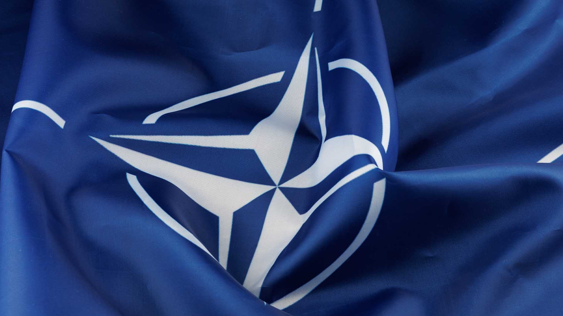 Ako by vyzerala Európa bez NATO? Amerika by stiahla vojská z Európy a ponechala by nás Sovietskemu zväzu
