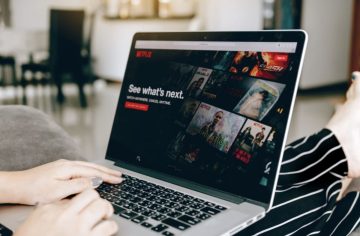 Napätie od prvej minúty: Netflix ukrýva seriálový skvost. Na známej filmovej webstránke získal 100-percentné hodnotenie