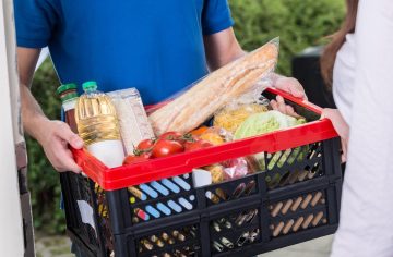Tesco poteší mnohých. V týchto regiónoch spúšťa donášku potravín, zadarmo ju dostanú všetci Slováci