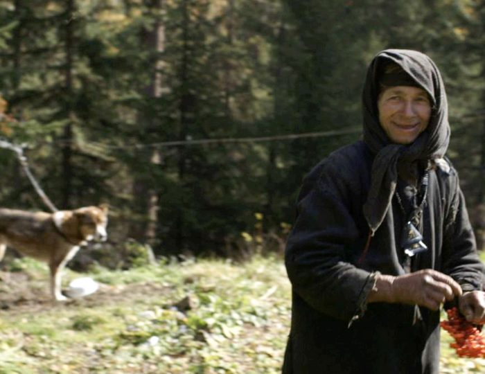 Rodina prežila 40 rokov v tajge bez kontaktu s vonkajším svetom. Deti poznali civilizáciu len z rozprávania