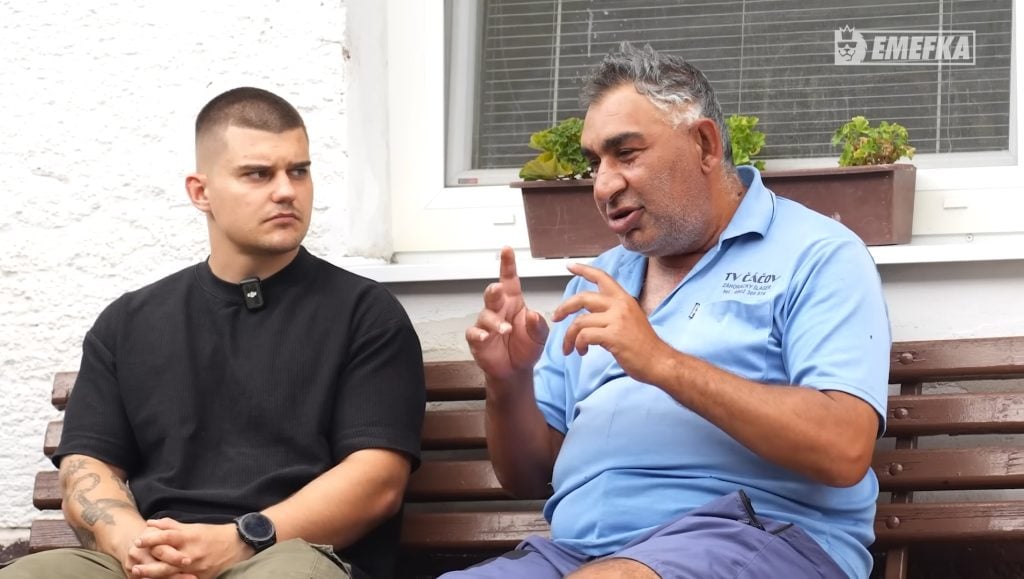 Vlado Vach je virálna celebrita slovenského internetu. V rámci našej relácie Za oponou virality sme Vacha navštívili. 