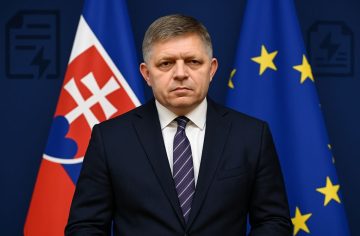 Plán, ktorý mal zachrániť 90 % domácností, môže padnúť ako domček z karát. Fico hrá ruskú ruletu s eurofondmi