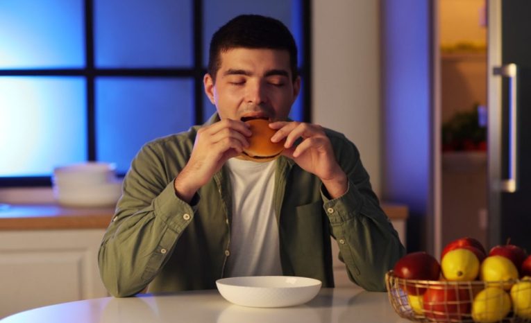 Najväčšie guilty pleasures, ktoré ako Slováci milujeme, no hanbíme sa to priznať