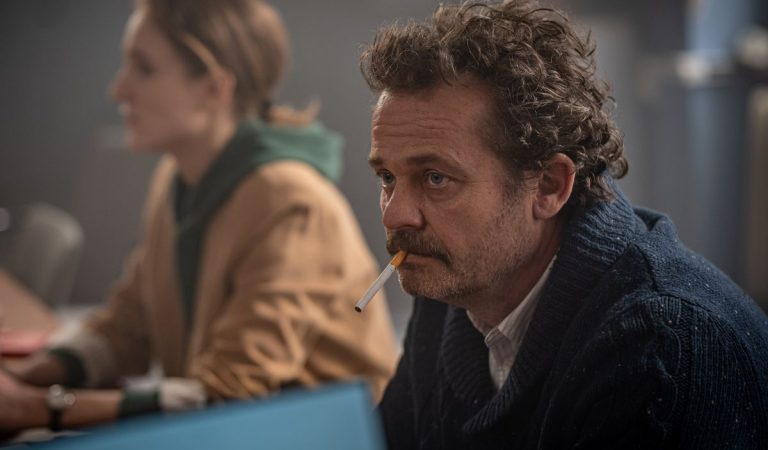 Videli sme prvú časť novej kriminálky Neuer. Čakajú ťa drsné scény aj pôsobivá akcia