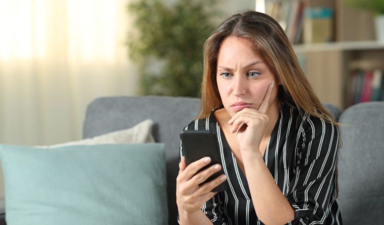 Varovné signály pri online zoznamovaní: Pri týchto frázach treba okamžite zbystriť pozornosť