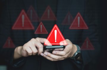 Slovenskom sa šíri nový podvod. Ak ti prišla takáto SMS, neklikaj na ňu, varuje polícia