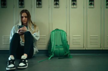 Netflix má nový dokument, ktorý ti nedá spať. Odhaľuje, že najväčšie zlo môže byť bližšie, než čakáš