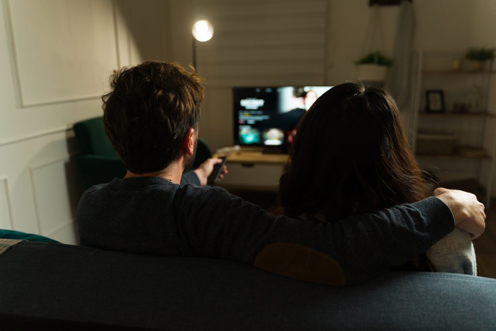 TV a Media, filmy a seriály, Kanal 1, televízna stanica, nový kanál