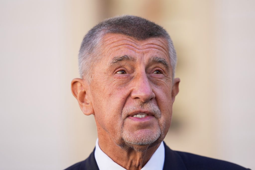Český politik a podnikateľ Andrej Babiš čelí žiadosti o vydanie, ktorú českej poslaneckej snemovni zaslal pražský mestský súd.