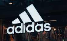 adidas logo značka význam