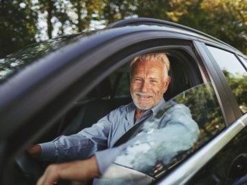 Komfort, prehľad a jednoduchosť. Ak hľadáš auto pre rodičov, tieto modely im sadnú ako uliate