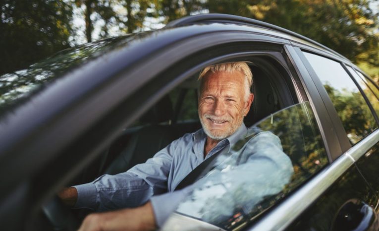 Komfort, prehľad a jednoduchosť. Ak hľadáš auto pre rodičov, tieto modely im sadnú ako uliate
