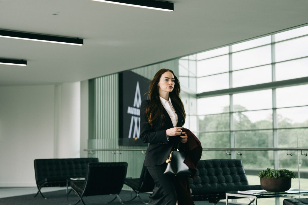 Bugonia, filmy, komédia, kino program, slovenské kino, kino premiéra, filmová novinka