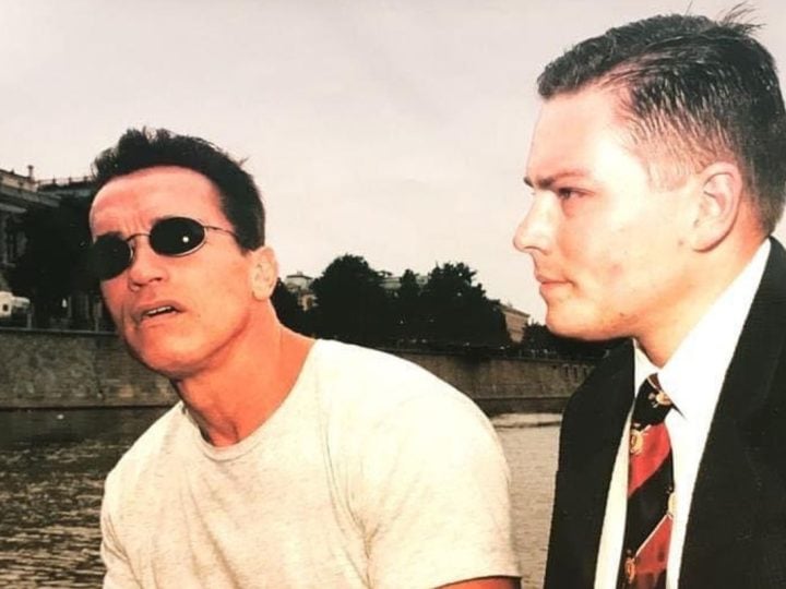 Roman pracoval ako osobný strážca pre Arnolda Schwarzeneggera či Michaela Jacksona. Raz po ňom strieľali z brokovnice