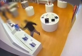 ukrajinec bratislava amok notebook