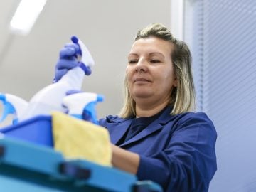 slovenské upratovačky sa podelili o príhody