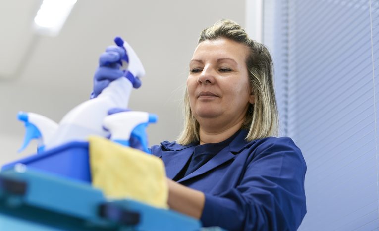 slovenské upratovačky sa podelili o príhody