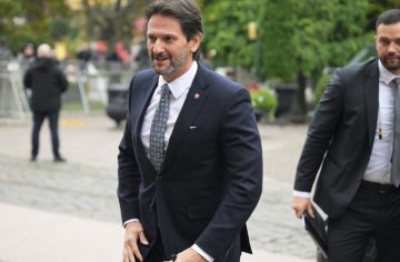 Žandári už vyrazili na slovenské cesty. Takto vyzerajú autá s polepmi za tisícky eur