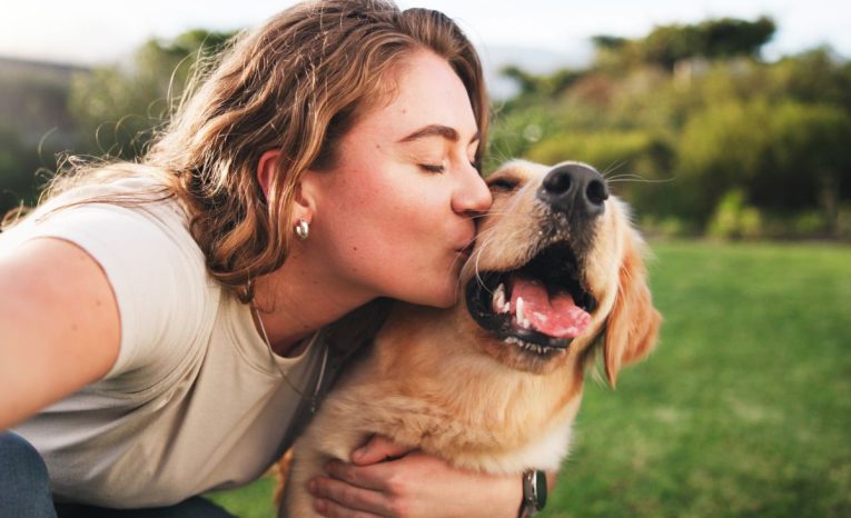 Ako zvieratá vyjadrujú lásku? Rôzne spôsoby, ktorými ti dávajú najavo, že si ich človek