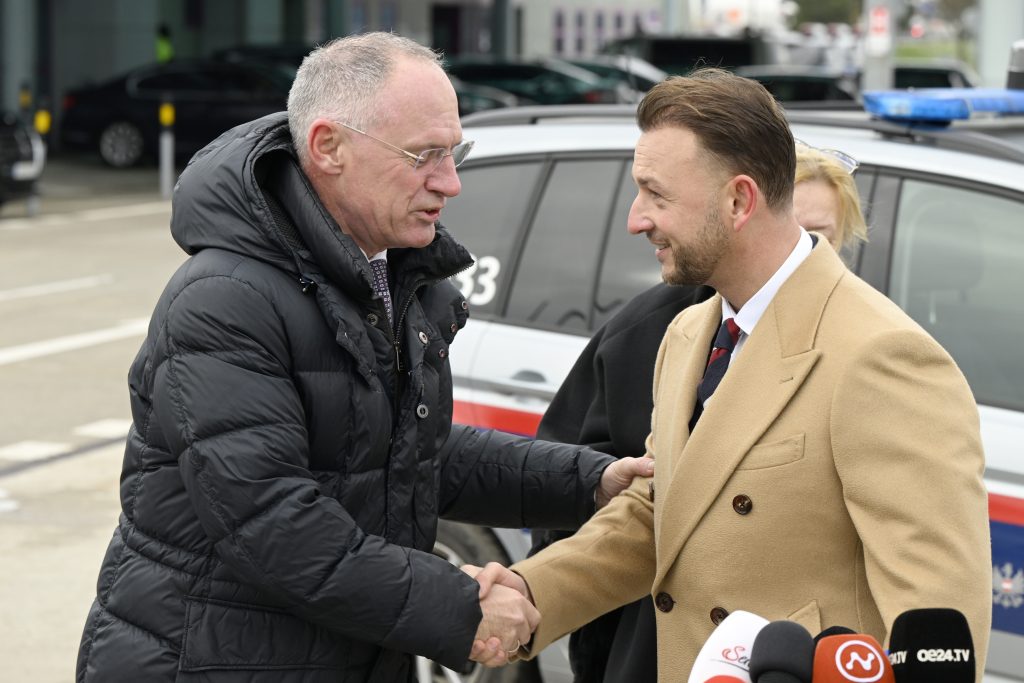 Môžeme očakávať, že v blízkej budúcnosti sa ochrana štátnej hranice nebude sústrediť len na hraničné priechody.