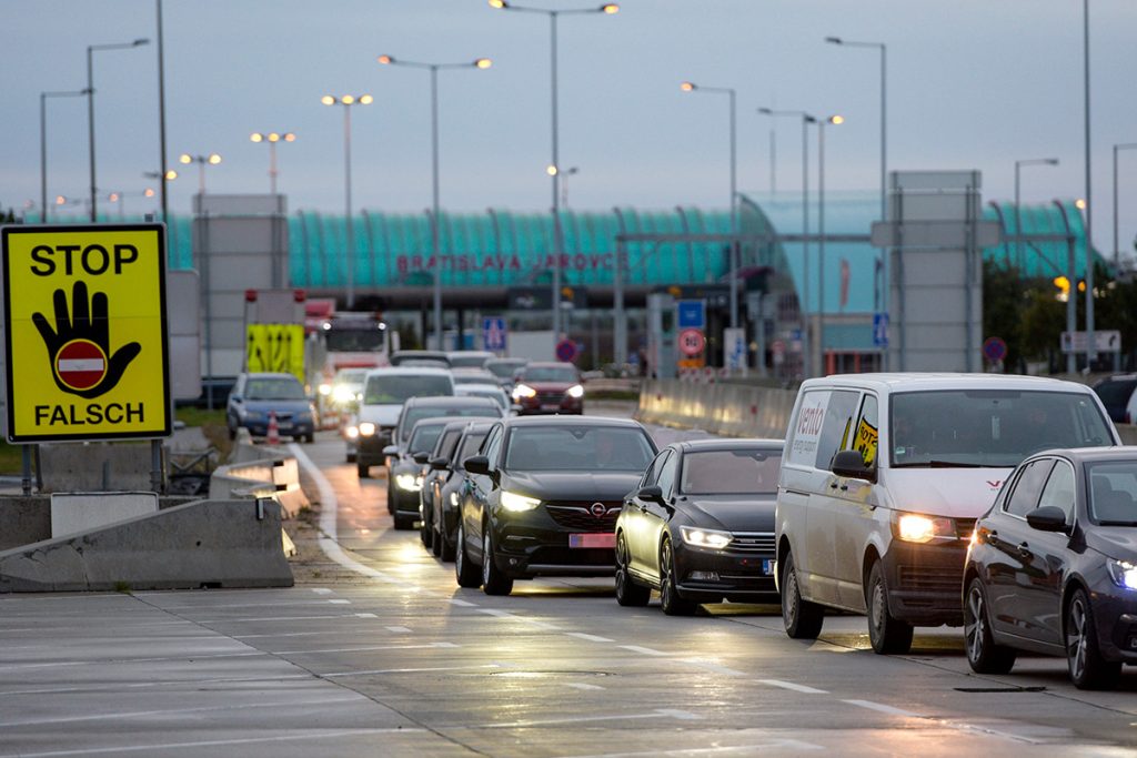 Môžeme očakávať, že v blízkej budúcnosti sa ochrana štátnej hranice nebude sústrediť len na hraničné priechody.