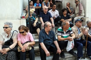 Šesťdňový pracovný týždeň a trinásťhodinový pracovný čas. Toto môže čakať Slovákov, pokiaľ konsolidácia neuspeje