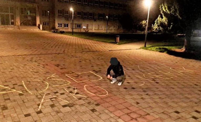 kriedy hnúšťa ľudia slovensko pokuta