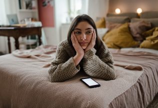 boháči mobilný telefón