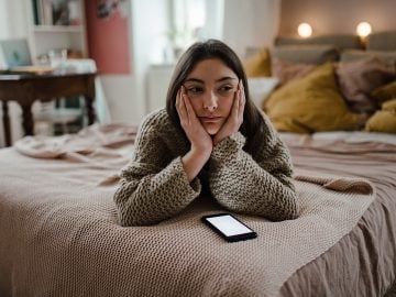 boháči mobilný telefón