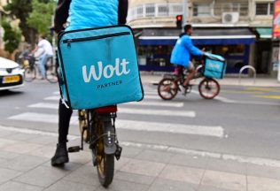 ai donáška jedla podvod