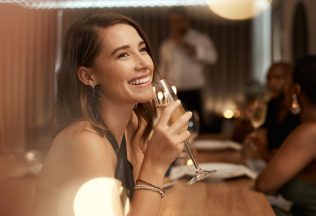 Vianoce sú za nami, Silvester pred nami: Týmto znameniam hviezdy chystajú epický záver roka 2025