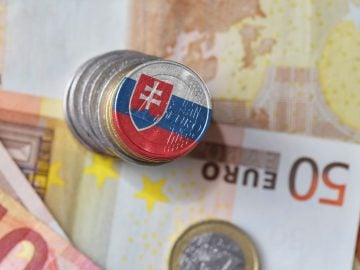 slovensko ekonomika peniaze varovanie