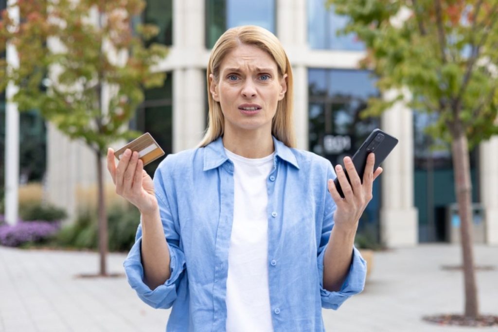 Zrušiť či ponechať? Živnostníci na Slovensku riešia, čo s podnikateľskými účtami po zániku transakčnej dane