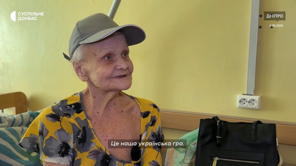 Takmer 80-ročná babička z východu Ukrajiny miluje hrať Counter-Strike a iné hry. Vojna jej bráni vo venovaní sa tejto záľube.