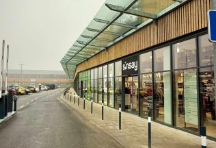 brána obchodné centrum retail park obchody značky